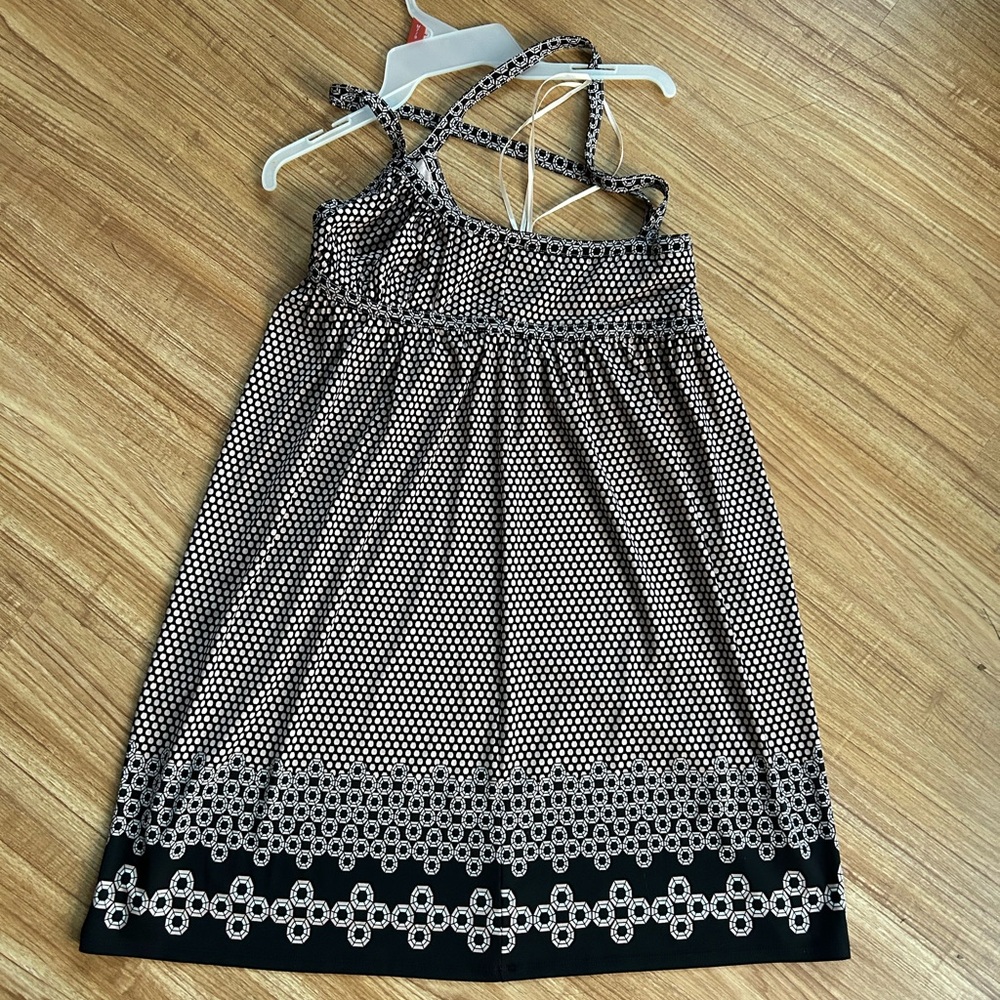 Max Studio Black and White Geometric Dress